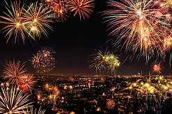 Feuerwerk über der Stadt