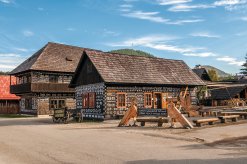 Holzarchitektur in Cicmany