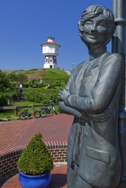 Denkmal von Lale Anderson auf Langeoog