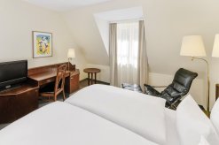 nH Hotel Klösterle Nördlingen