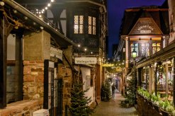 Drosselgasse in der Vorweihnachtszeit 