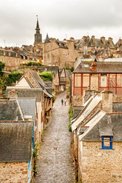 In Dinan
