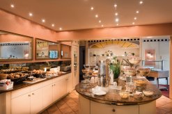 Best Western Hotel zur Post - Bremen